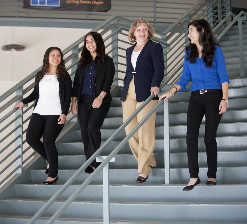 2014, Lynne Lachenmyer with her scholarship recipients. Left to right: Maria Medina Alva (‘16, industrial engineering), Charisse Garrido (‘14, civil engineering), and Karyna Banuelos (‘17, chemical engineering).