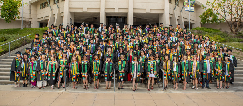 E-L Raza Graduation ::  The University of New Mexico